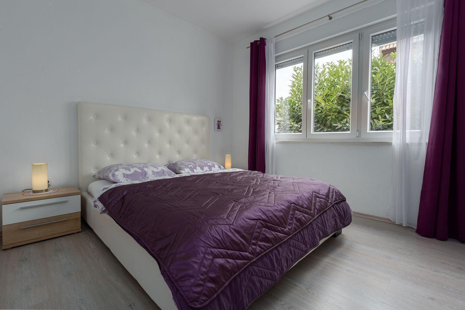 Modernes Nur 300 Meter Zum Mit Terrasse, Privatparkplatz, Wifi Apartment